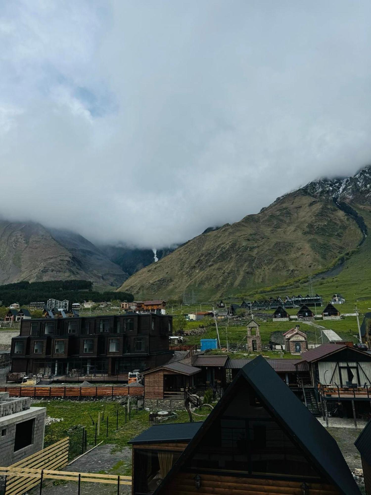 Chalet Kazbegi Hotell Exteriör bild
